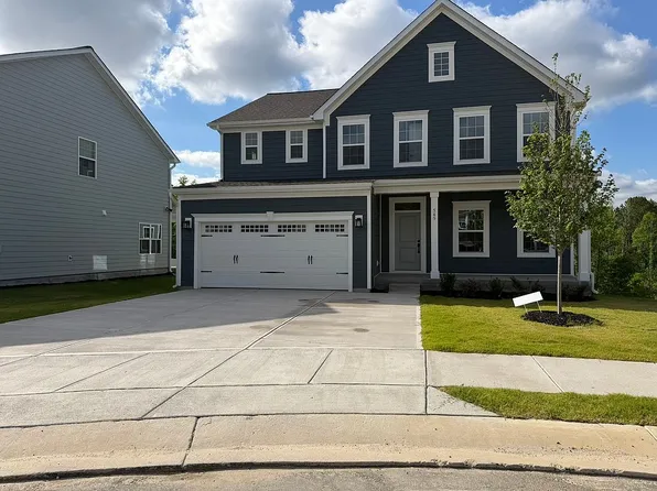 565 Freedom Trail Dr, Willow Springs, NC 27592
