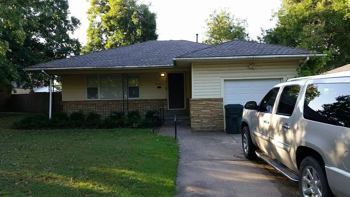 2031 Haskell Boulevard — Photo 1