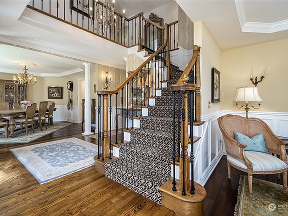 4th image of 12611 98th Avenue Ct NW