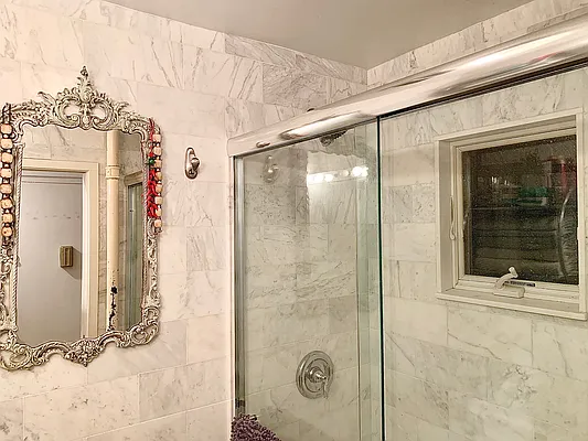 Rented by Oxford Property Group | media 42