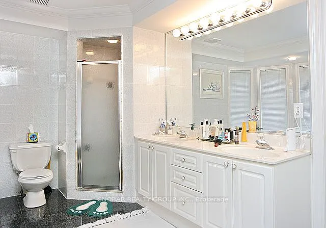 1426 Lorne Park Rd — Photo 19