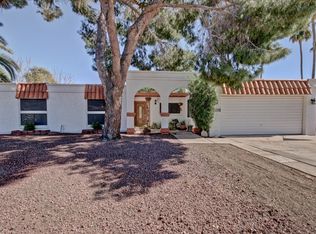 2821 S Las Palmas Cir, Mesa, AZ 85202