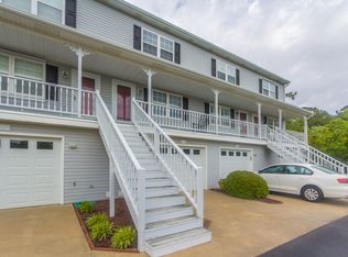2227 Lennoxville Rd #2, Beaufort, NC 28516