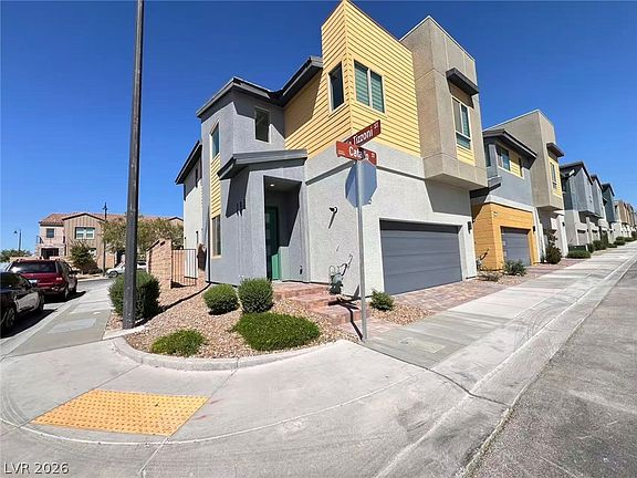 2nd image of 2520 Catallo St