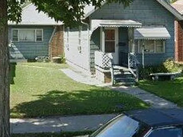 909 Lee St, Madison, IL 62060