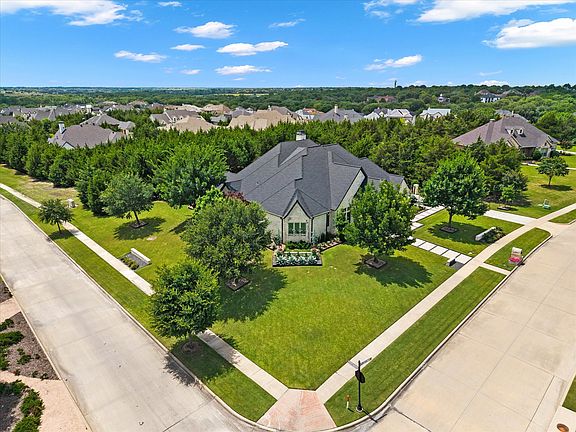 2nd image of 708 Wilford Way