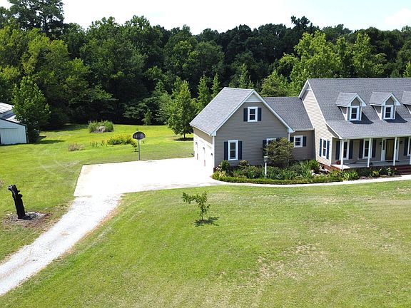 2nd image of 210 Salem Country Lane