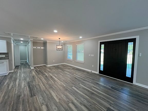 5th image of 11405 Cresthill Dr
