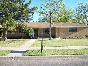 1st image of 102 E 27th Ave