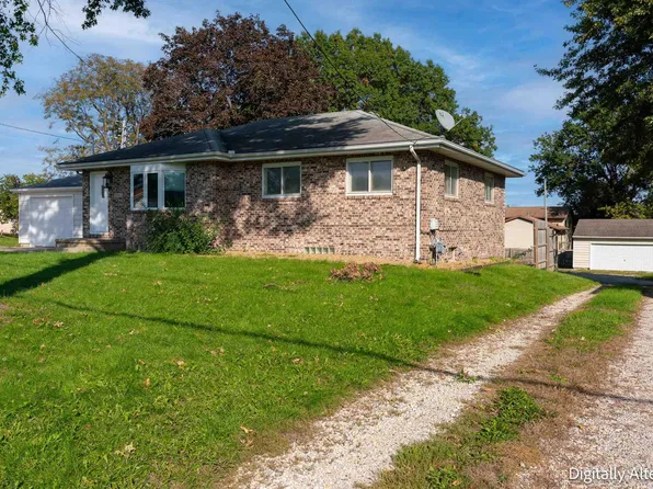3541 Hammond Ave, Waterloo, IA 50702