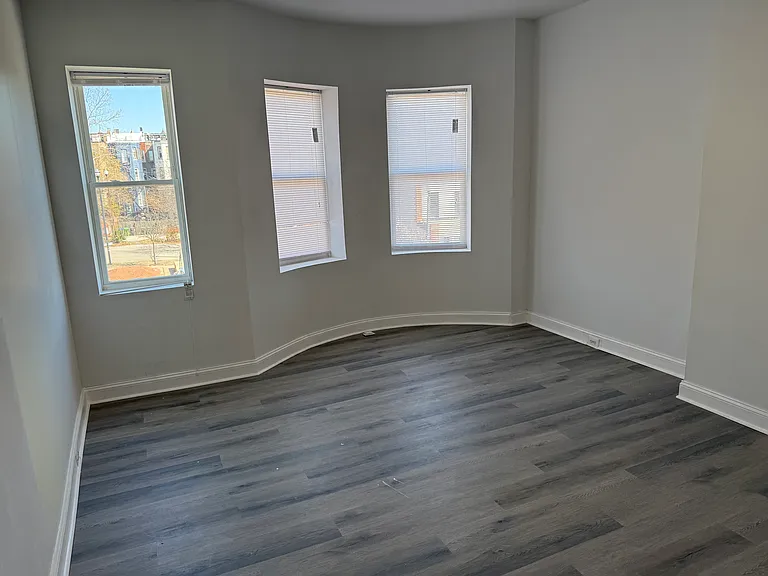 2324 Madison Ave #3 — Photo 6