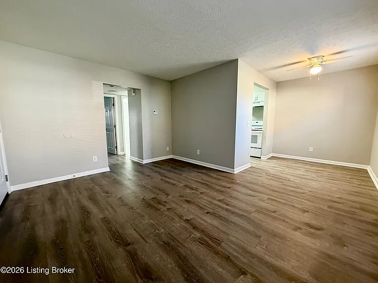 1922 Silver St #4 — Photo 4