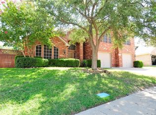 8124 Mount Shasta Cir, Fort Worth, TX 76137