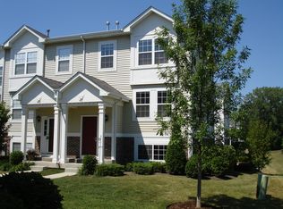 441 Holiday Ln, Hainesville, IL 60073