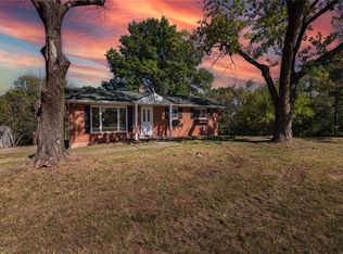 8452 Alpine Village Dr, Barnhart, MO 63012