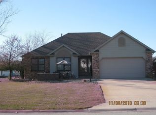1429 Durham Ct, Winona Lake, IN 46590