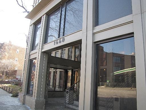 4th image of 1660 N La Salle St #1512