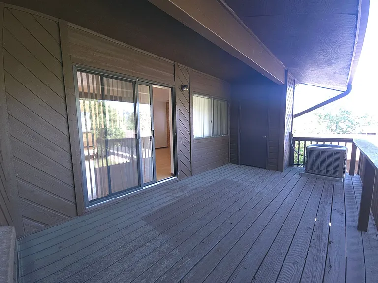 525 Manhattan Dr #201 — Photo 11
