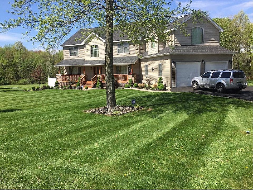 1st image of 22 Orchard View Dr