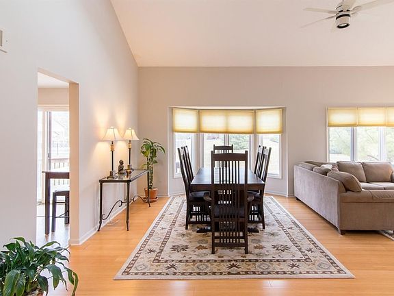 5th image of 4738 Bayberry Cir