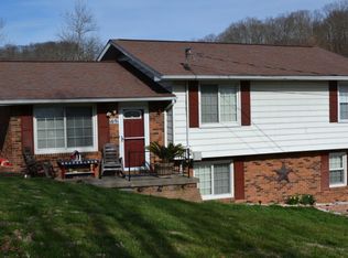 1691 Randich Dr, Kingsport, TN 37660