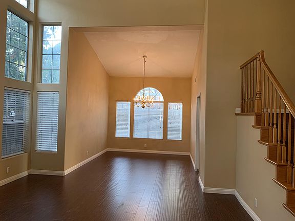 3rd image of 14150 Dartmouth Ct