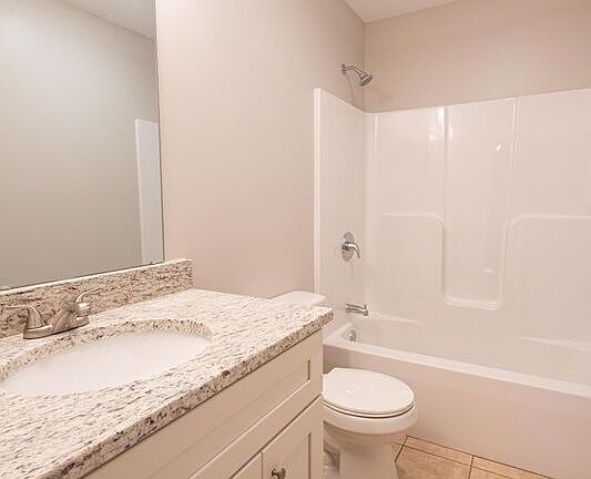 5th image of 53 Union St #R