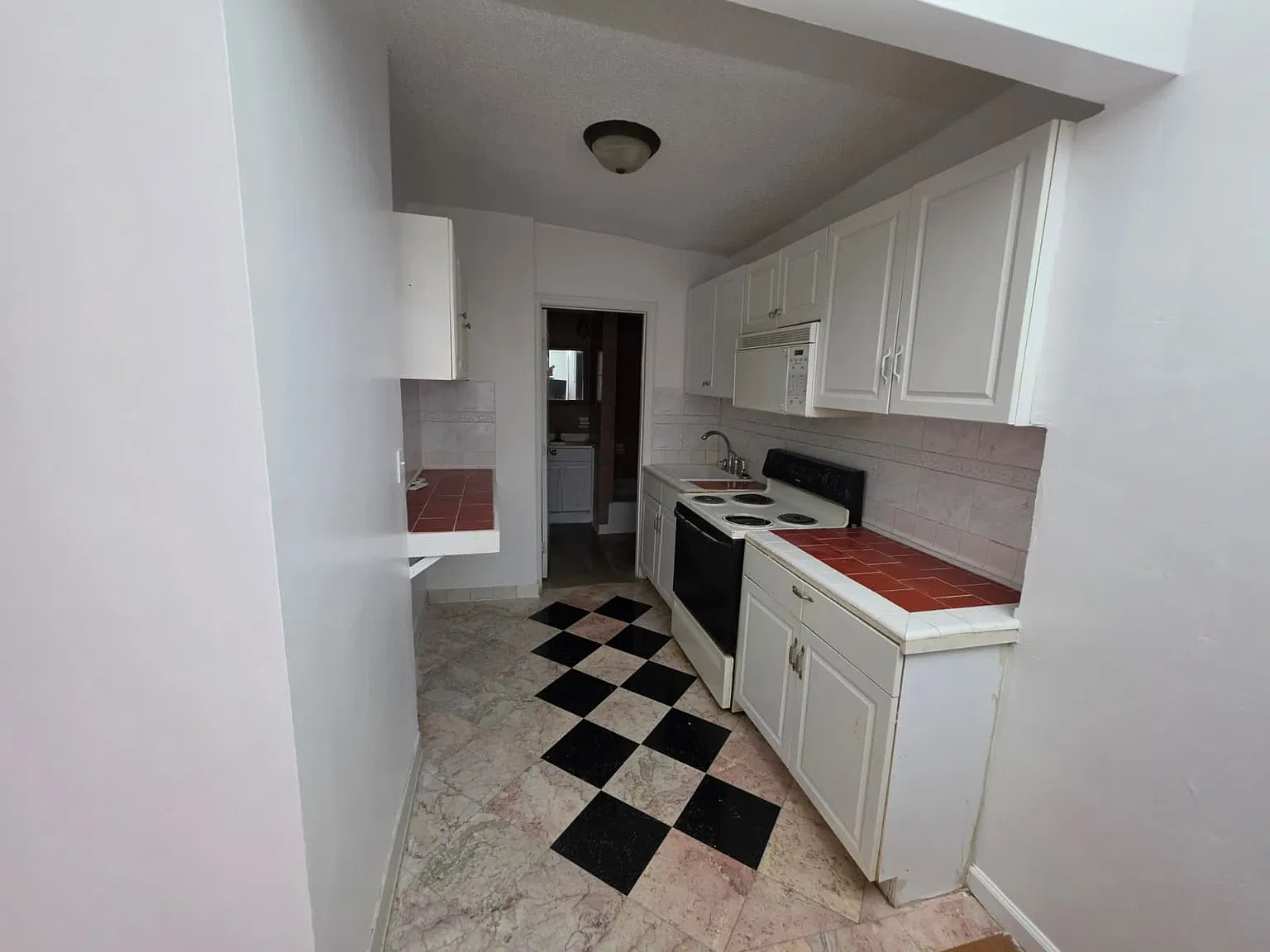 1 bed, $1,200 — Photo 2