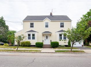31 Elmwood Ave, Belleville, NJ 07109