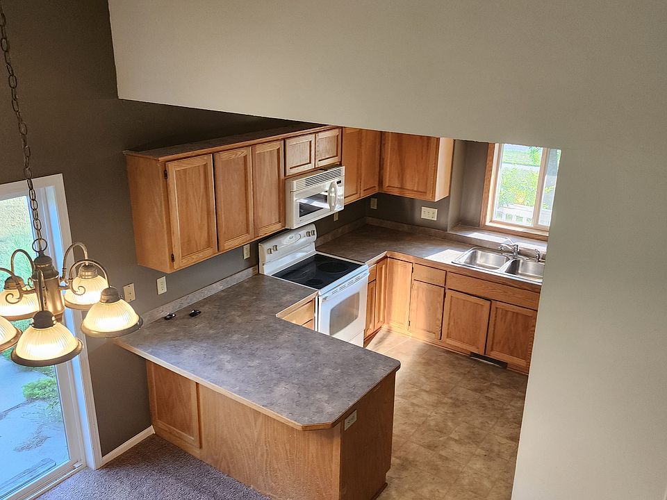 Image of the kitchen from bedrooms.