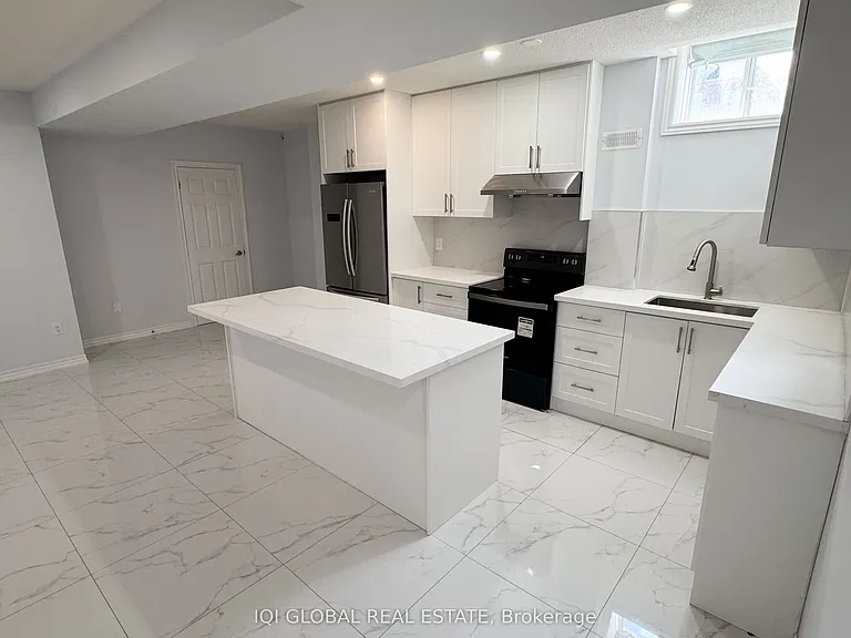 82 Madoc Pl #BASEMENT — Photo 17