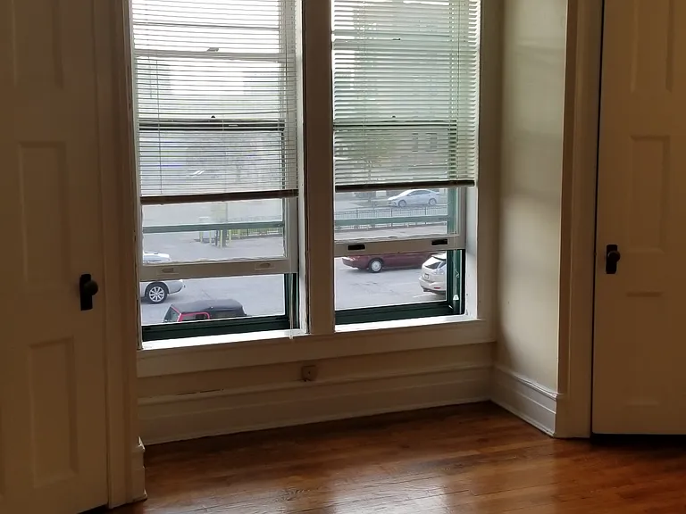St. James Court Historic Apartments — Photo 20