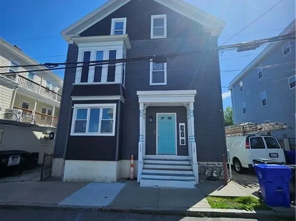 157 Almy St #3, Providence, RI 02909