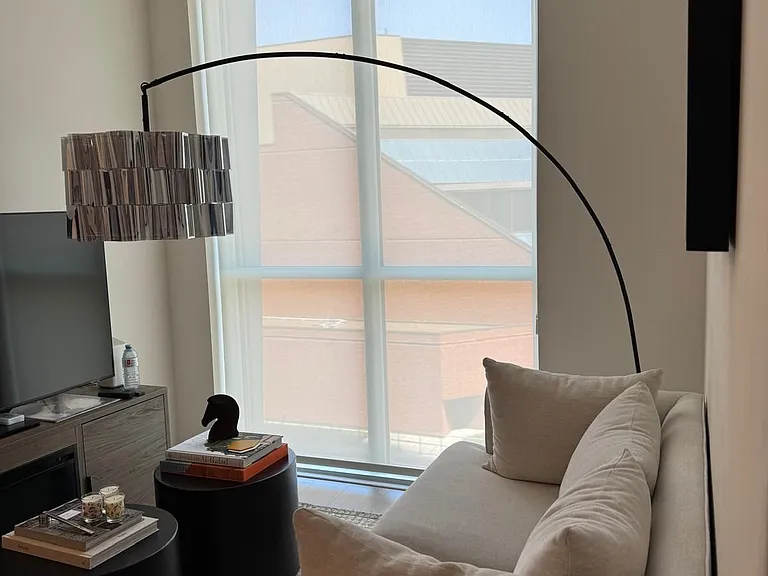 1 Yorkville Ave #611 — Photo 24