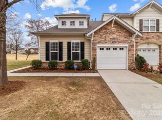8412 Brookings Dr, Charlotte, NC 28269