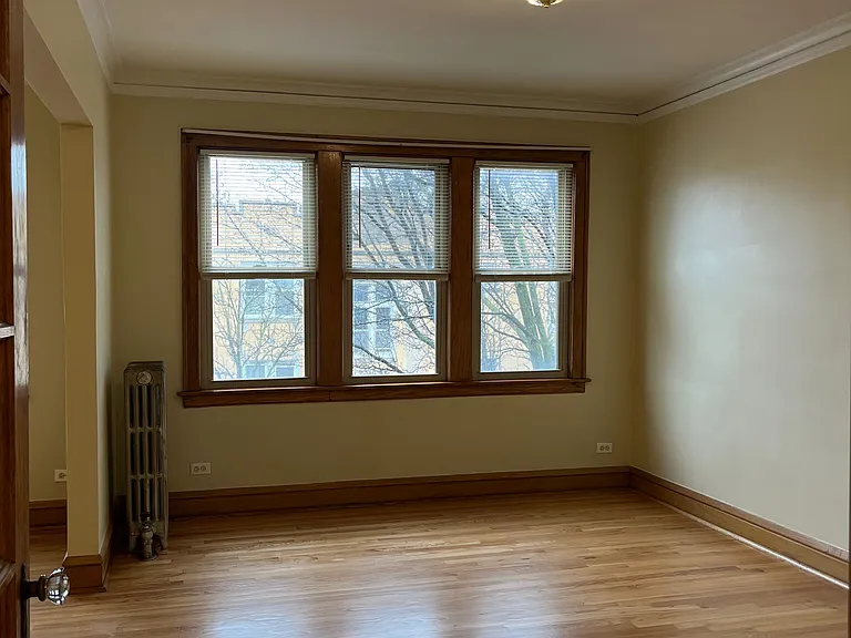3336 N Laramie Ave — Photo 5