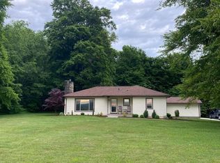 996 Wenger Rd S, Dalton, OH 44618