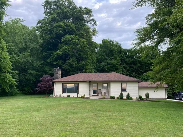 996 Wenger Rd S, Dalton, OH 44618