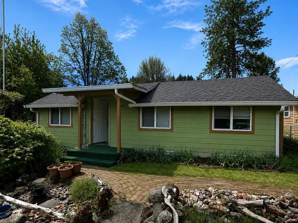 1649 Elm St, Sweet Home, OR 97386