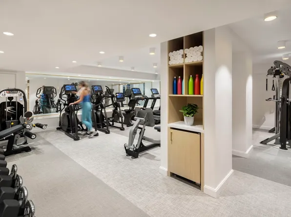 393 West End Avenue image 13 of 15