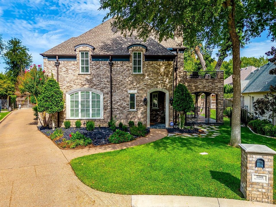 1st image of 2801 River Brook Ct