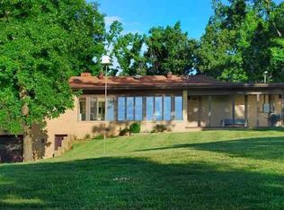 592 Roy Harris Rd, Kuttawa, KY 42055