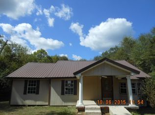 692 County Line Rd, Mendenhall, MS 39114