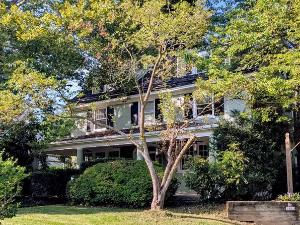 1851 W Marshall St, Norristown, PA 19403