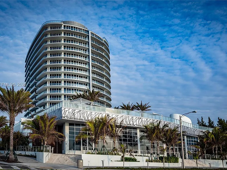 701 N Fort Lauderdale Beach Blvd #1504 — Photo 41
