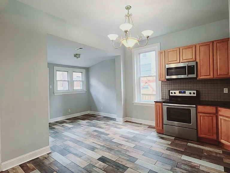 829 S Saint Bernard St #1 — Photo 5