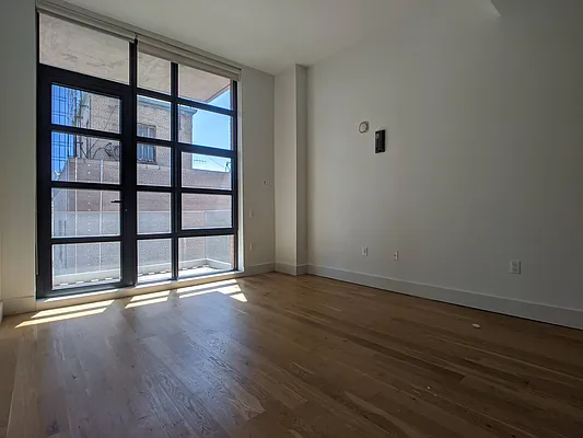 Rented by EXR | media 2