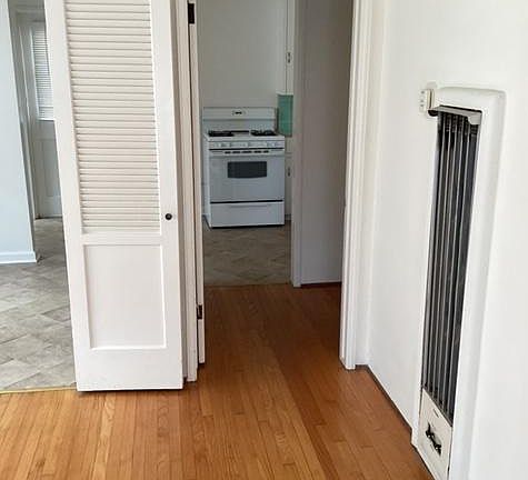 5th image of 7701 Friends Ave