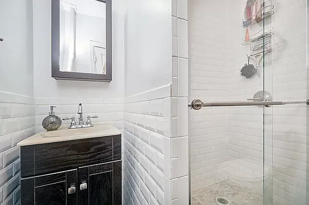 Rented by Corcoran | media 18