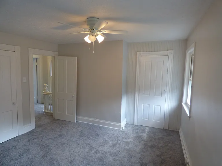 406 Grove St — Photo 10